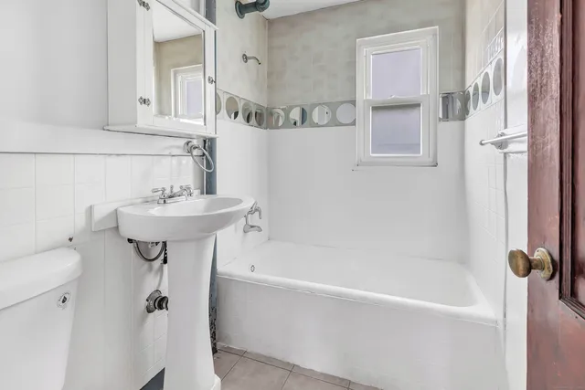 $35,900 | 367 D Building 5 Granfield Avenue, Bridgeport, CT 06610