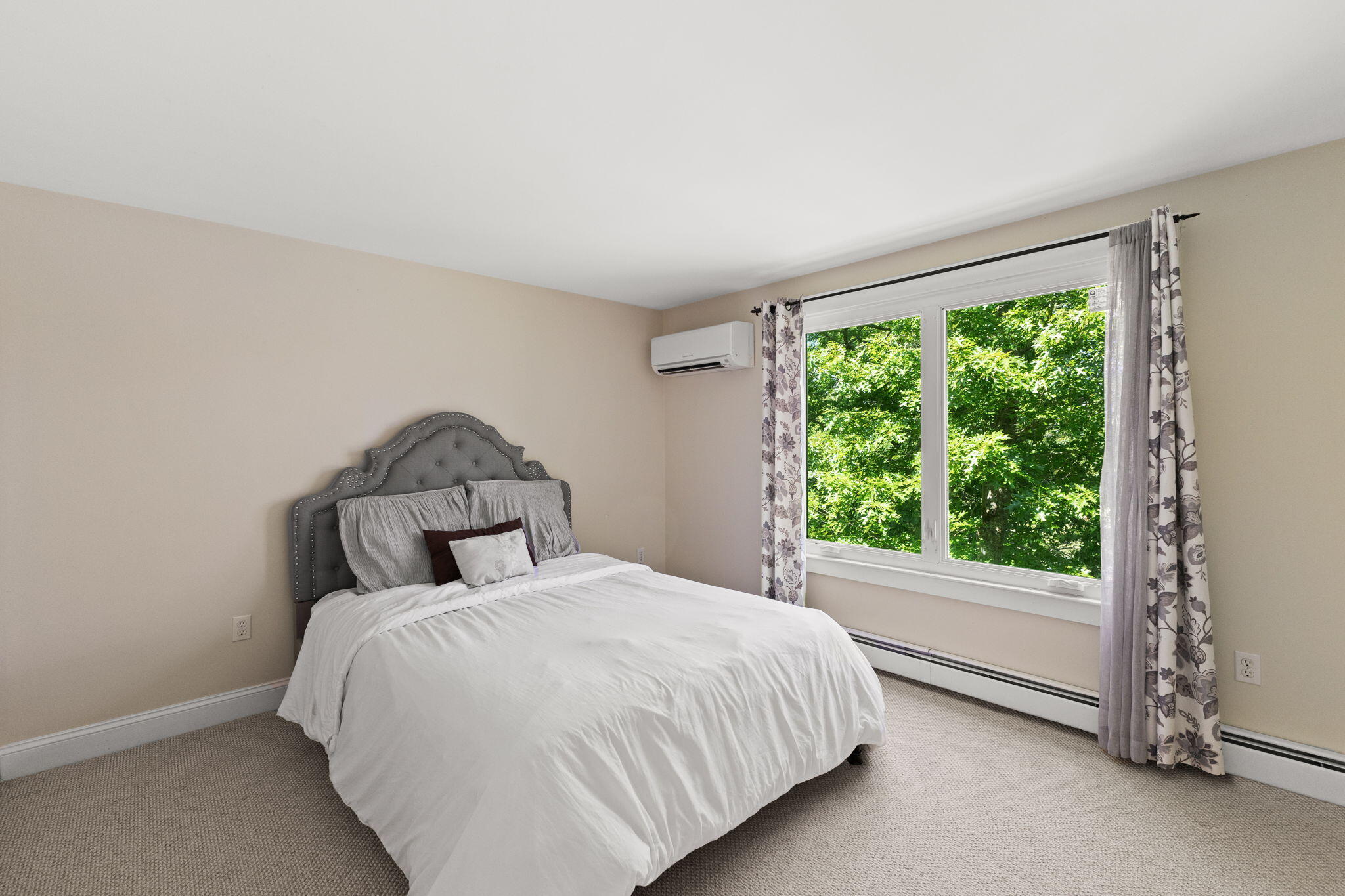 152 Algonquin Avenue Mashpee, MA 02649 - Photo 17 of 40 Bedroom 2