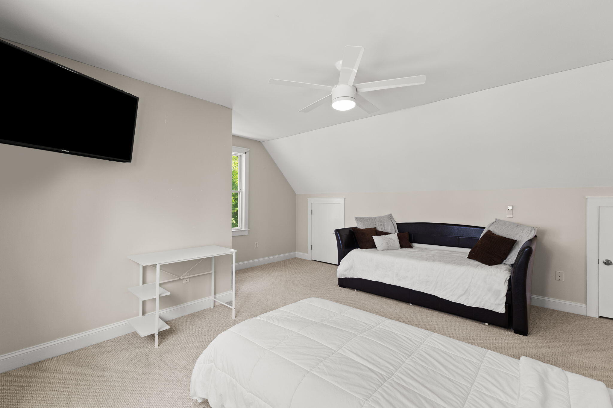 152 Algonquin Avenue Mashpee, MA 02649 - Photo 20 of 40 Bedroom 3