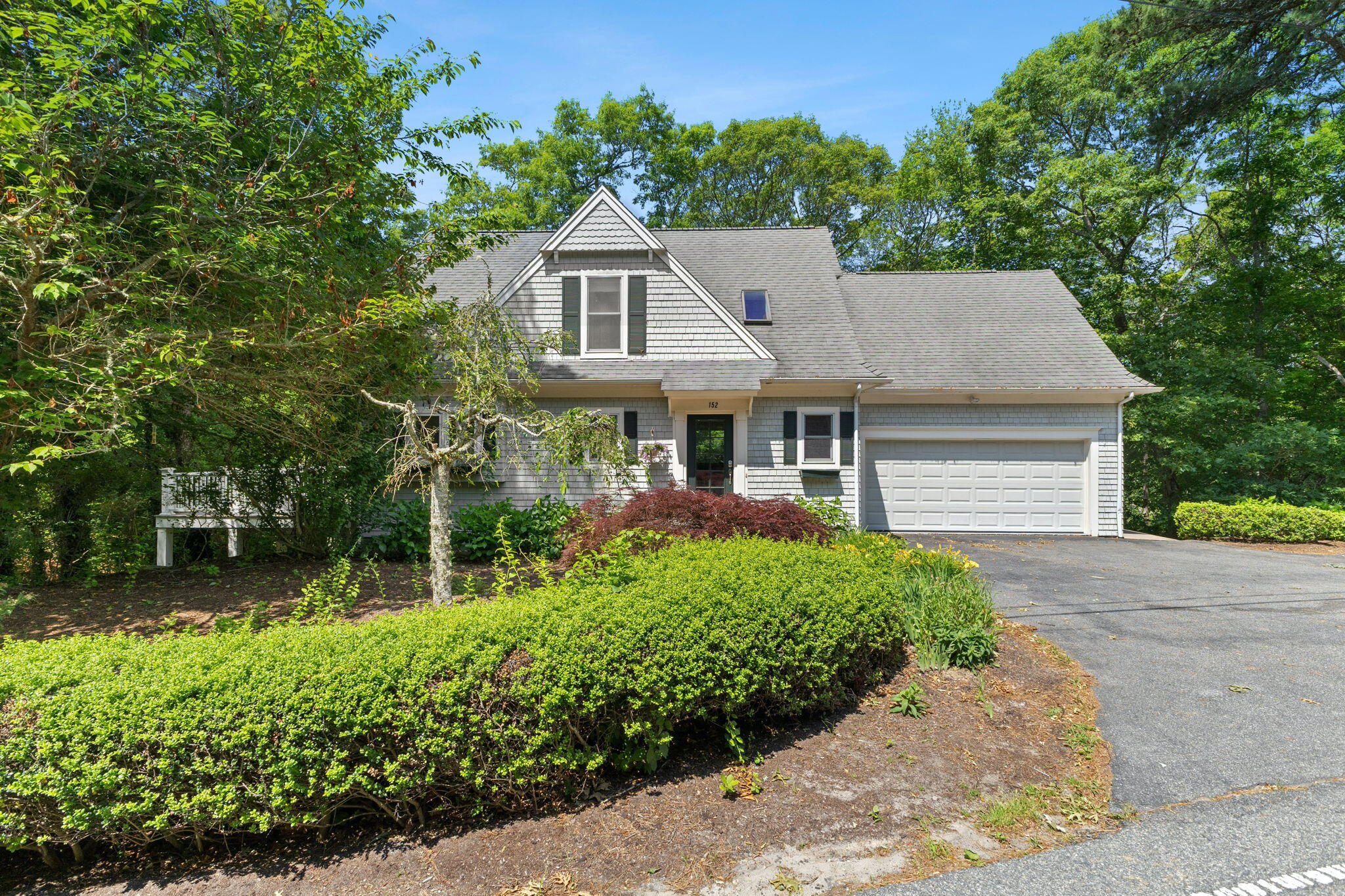 152 Algonquin Avenue Mashpee, MA 02649 - Photo 2 of 40 House Front