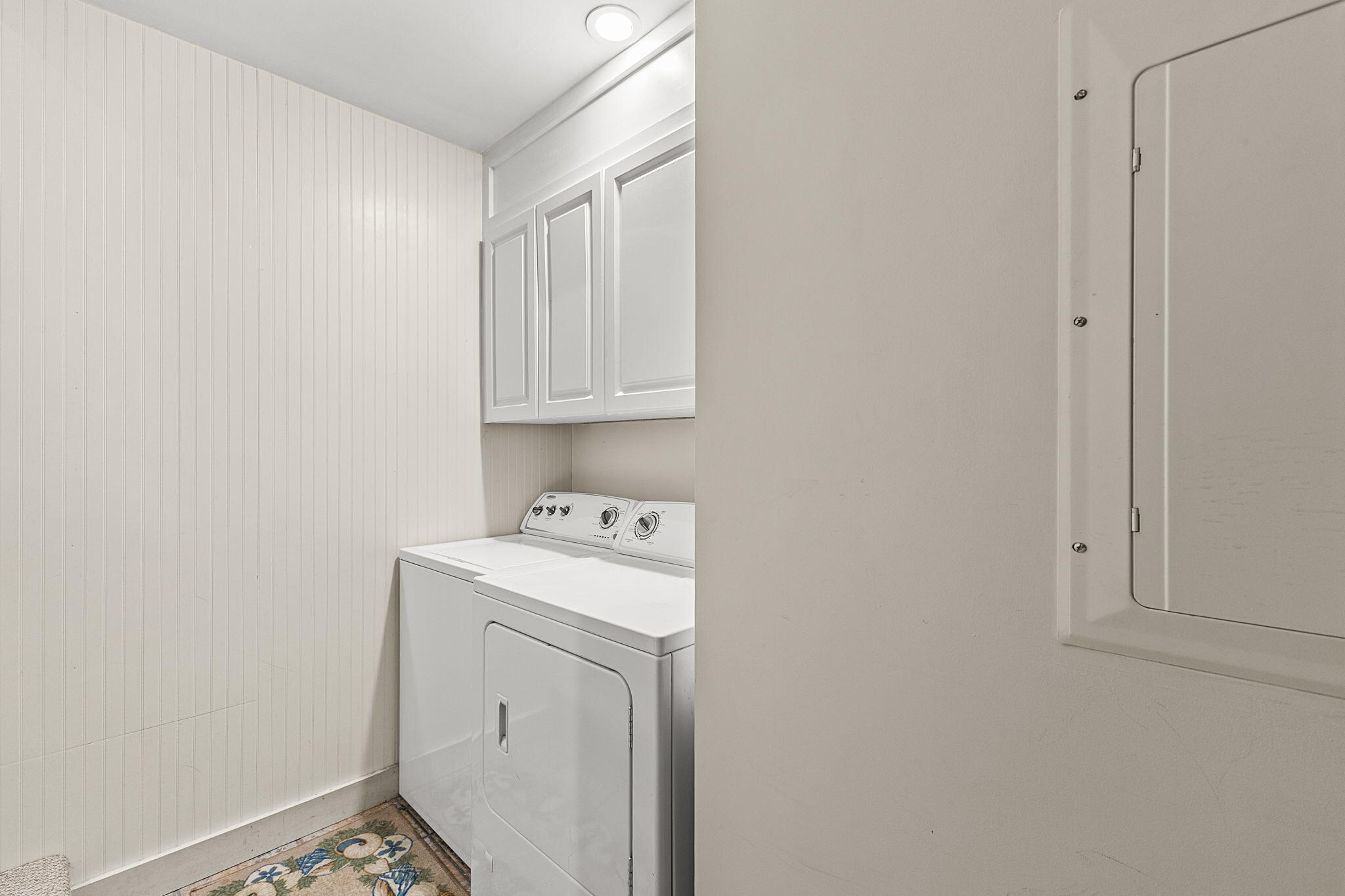 152 Algonquin Avenue Mashpee, MA 02649 - Photo 21 of 40 Laundry