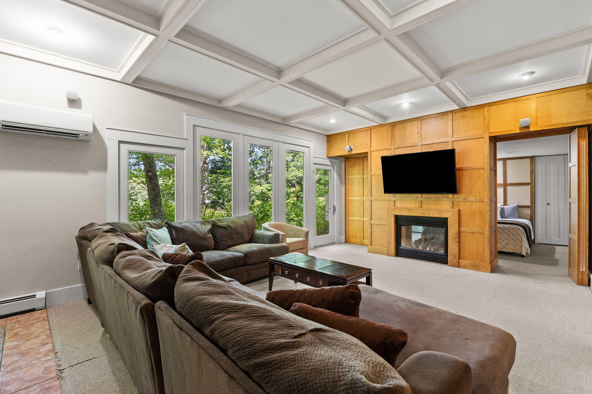 152 Algonquin Avenue Mashpee, MA 02649 - Photo 23 of 40 Family Room