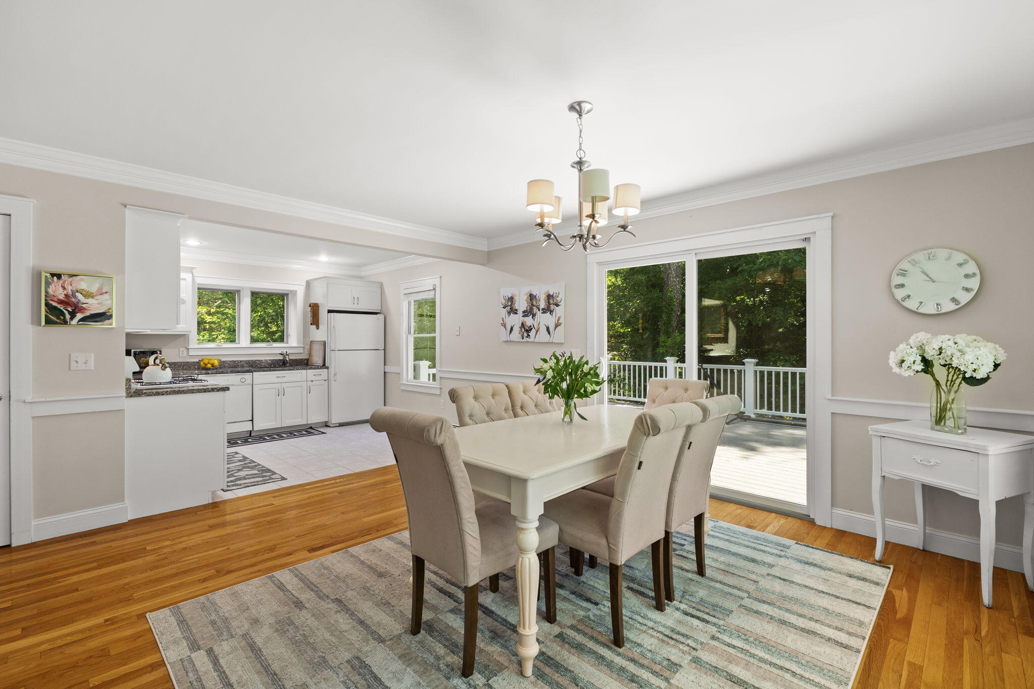 152 Algonquin Avenue Mashpee, MA 02649 - Photo 9 of 40 Dining