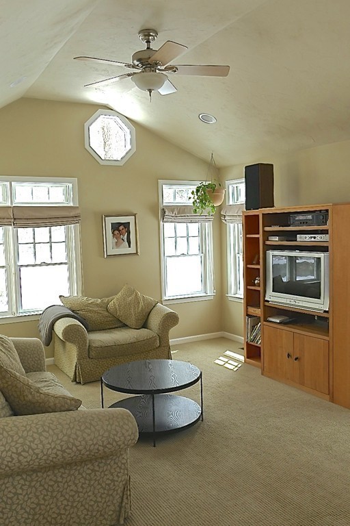 111 Gayland Road Needham, MA 02492 - Photo 4 of 16