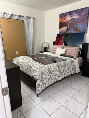 $290,000 | 6425 West 27th Court, Unit 1026, Hialeah, FL 33016