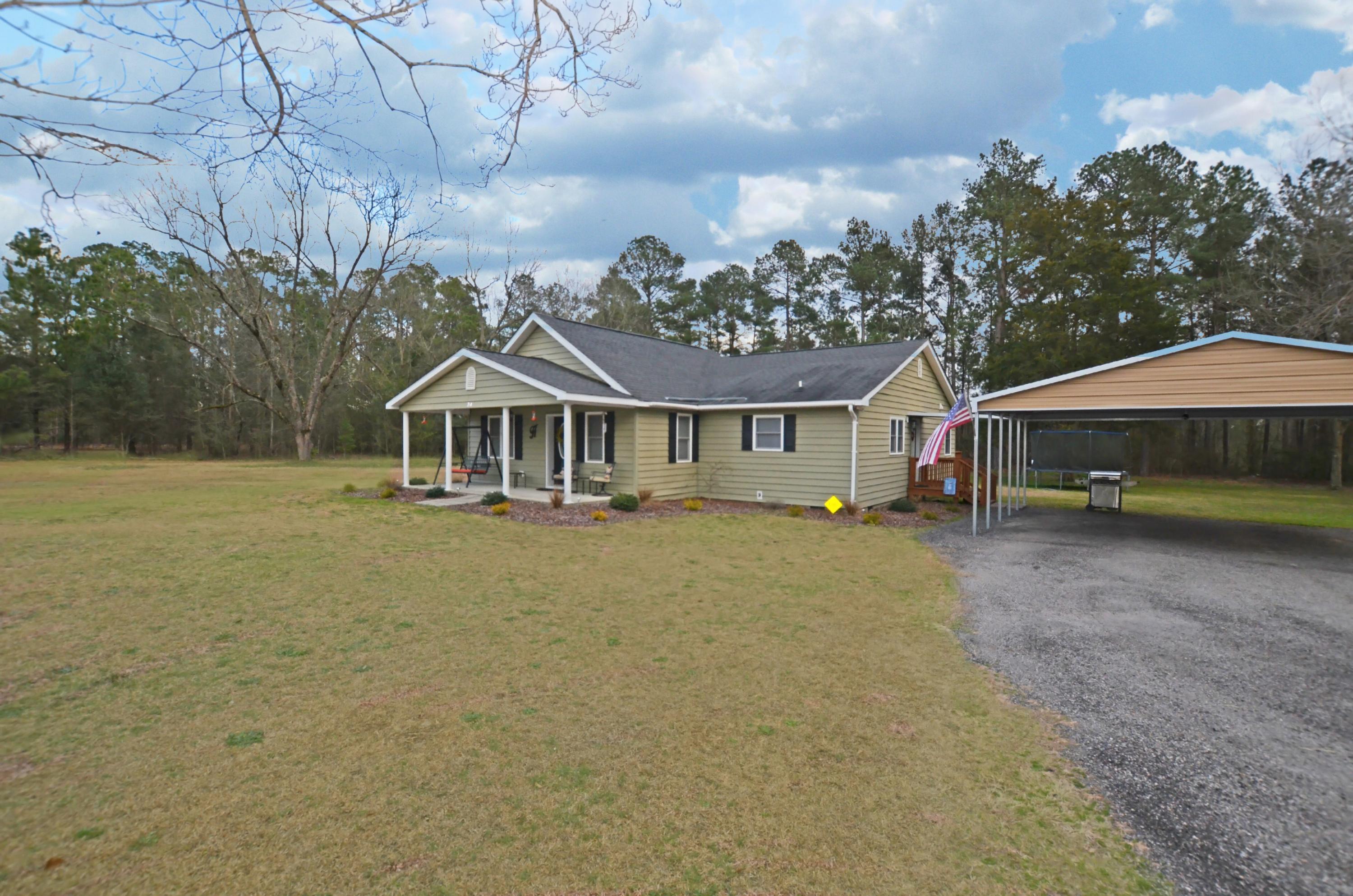264 Scotland County Line Road Laurel Hill, NC 28351 - Photo 1 of 36 -DEmmmbM.jpeg