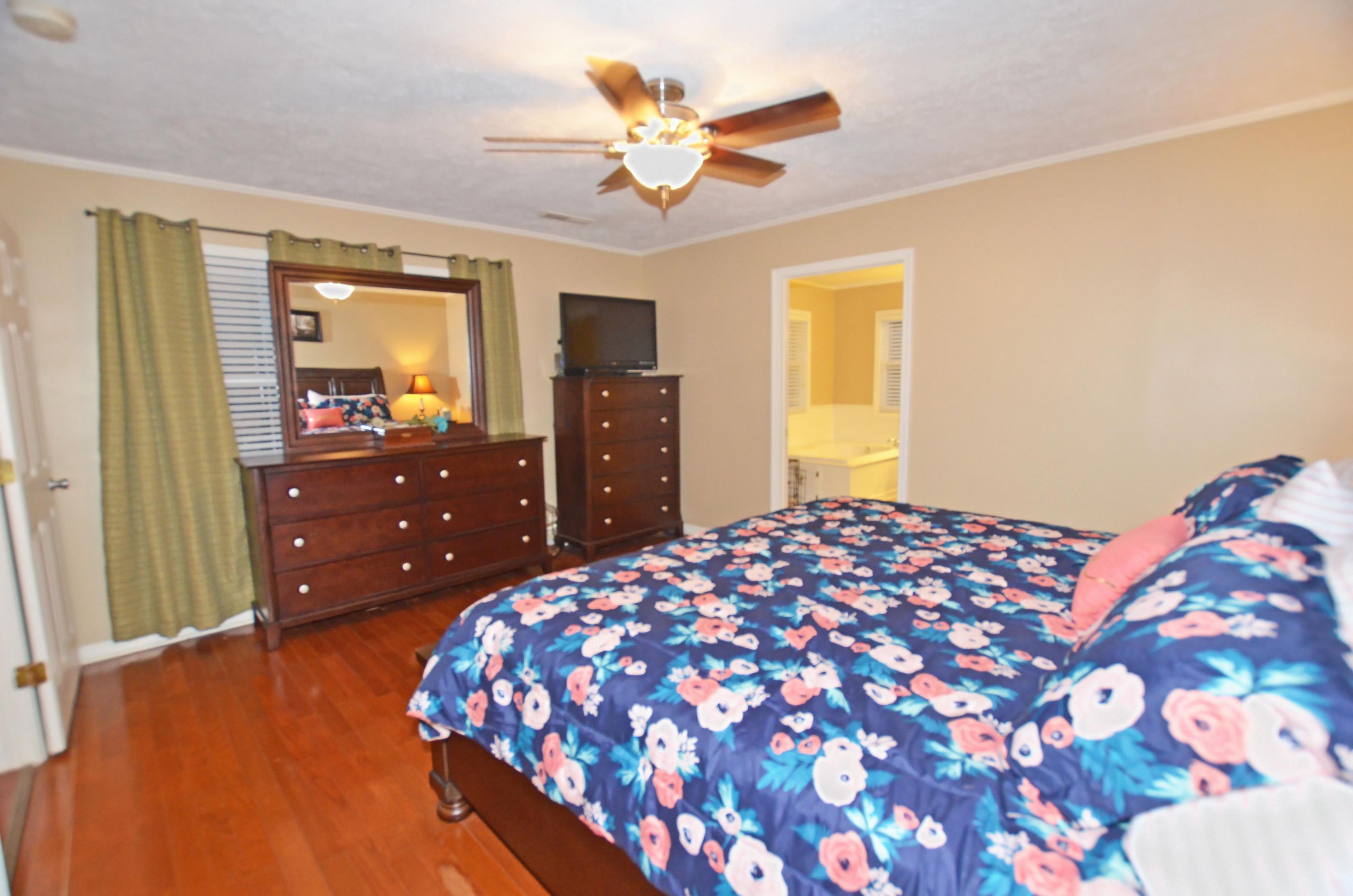 264 Scotland County Line Road Laurel Hill, NC 28351 - Photo 18 of 36 uYM4_uws.jpeg