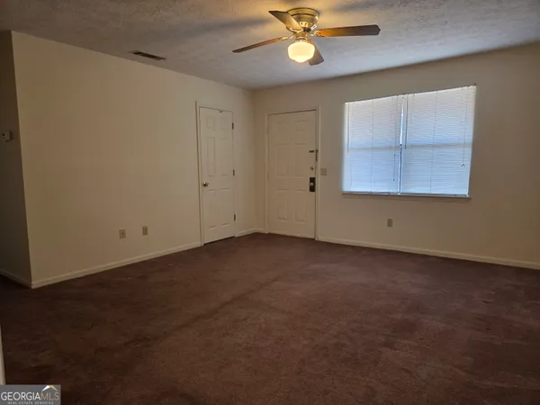 $950 | 300 Randolph Drive, Vidalia, GA 30474