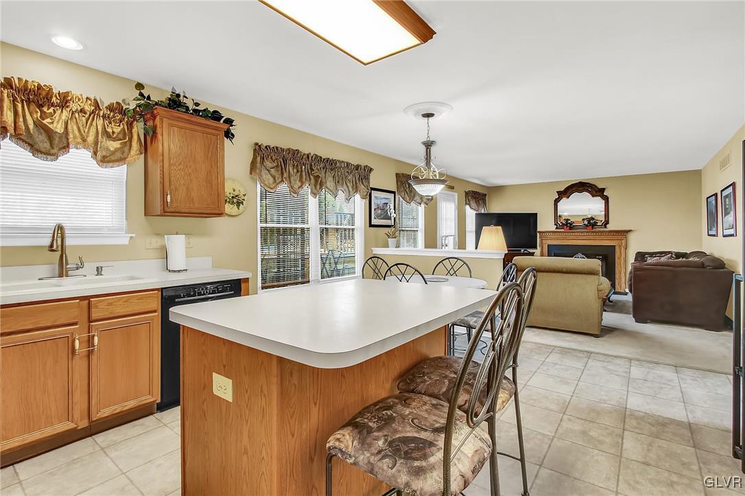 4275 Alder Road Bethlehem, PA 18020 - Photo 10 of 24 Gallery Image 10