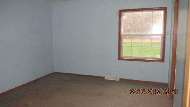 1751 East Knoll Road Portland, MI 48875 - Photo 4 of 6 1751 Knoll Bedroom 4