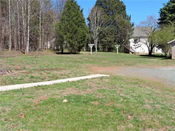 $1,095 | 4215 Old Greensboro Road, Winston-Salem, NC 27101