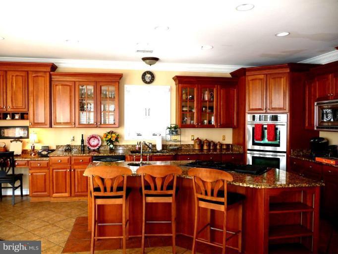 8272 Roxborough Loop Gainesville, VA 20155 - Photo 3 of 25 Kitchen #2