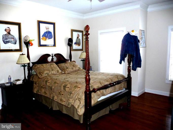 8272 Roxborough Loop Gainesville, VA 20155 - Photo 22 of 25 Bedroom #1
