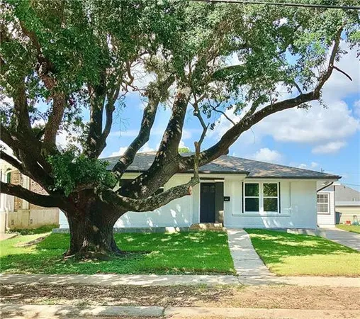 $377,000 | 4116 Haring Road, Metairie, LA 70006