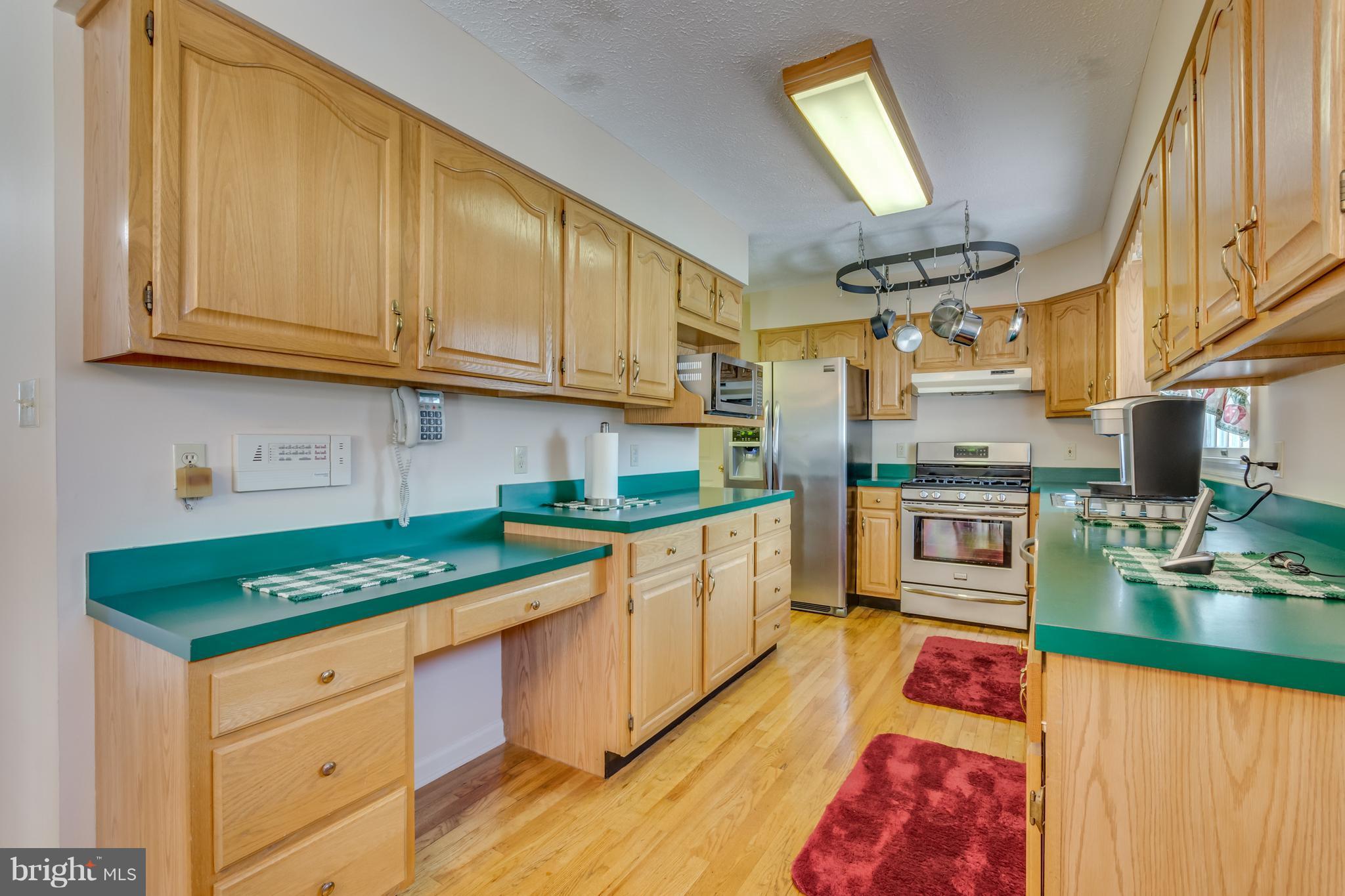124 Canyon Road Winchester, VA 22602 - Photo 12 of 30 Kitchen