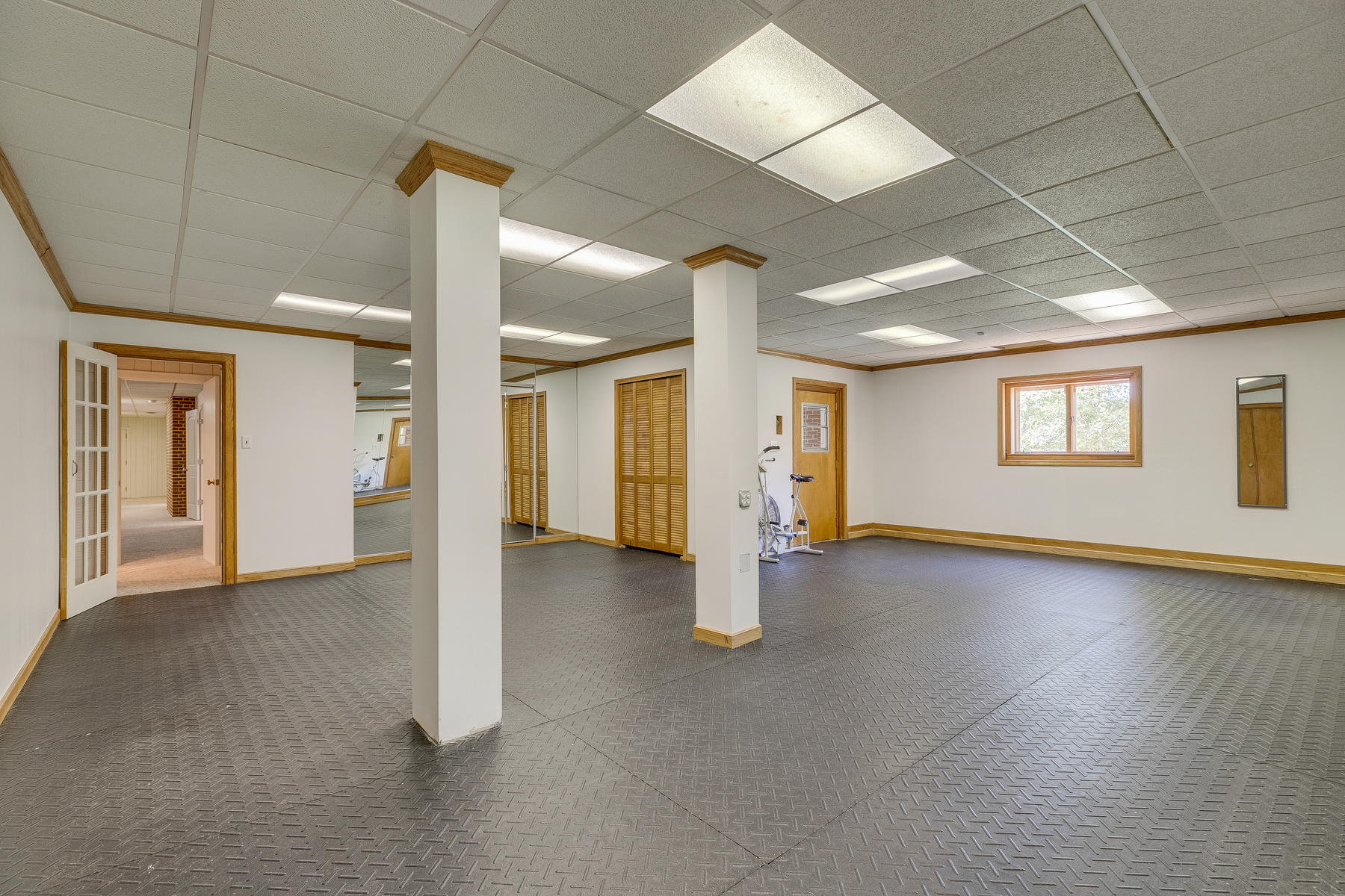 104 Lick Branch Road Bristol, TN 37620 - Photo 67 of 94 067