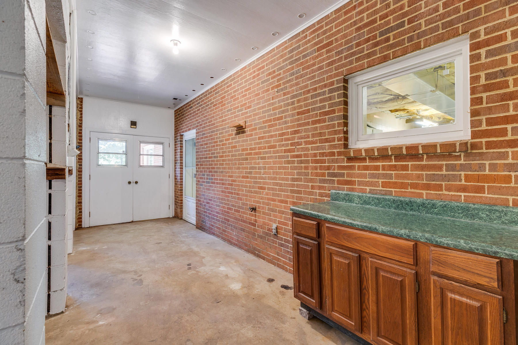 104 Lick Branch Road Bristol, TN 37620 - Photo 85 of 94 085