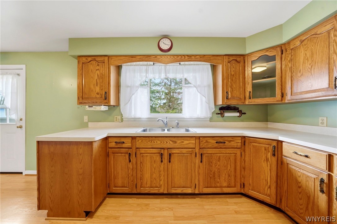11168 Main Street Clarence, NY 14031 - Photo 12 of 50 Lots of cabinets!