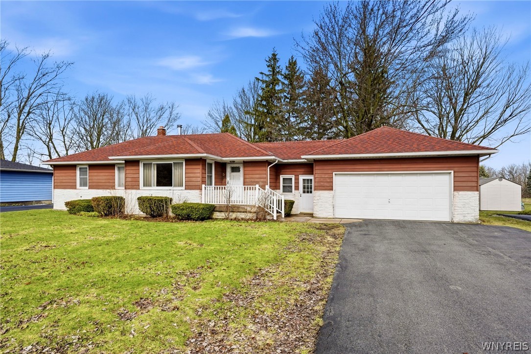 11168 Main Street Clarence, NY 14031 - Photo 2 of 50