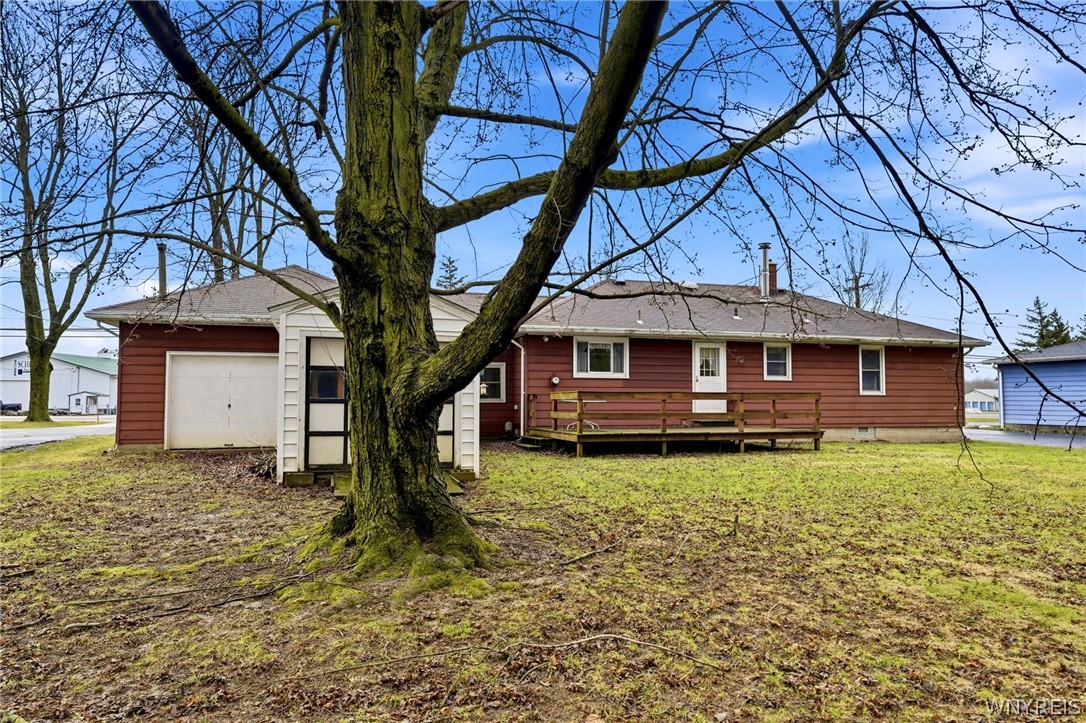 11168 Main Street Clarence, NY 14031 - Photo 38 of 50
