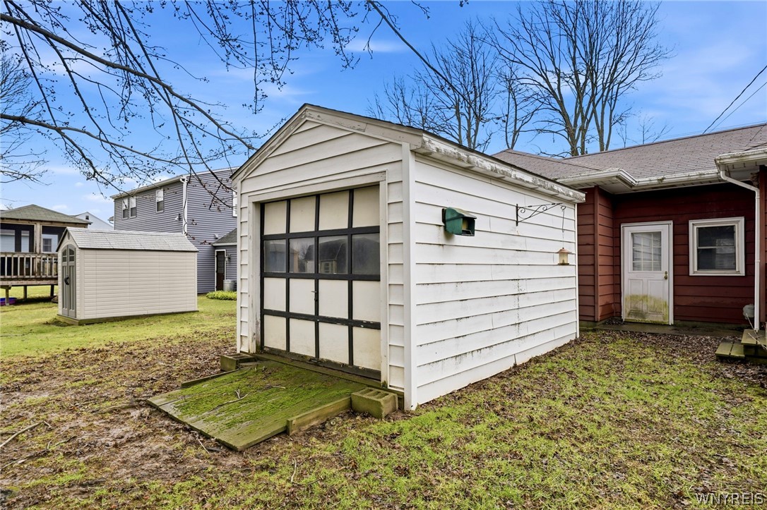 11168 Main Street Clarence, NY 14031 - Photo 46 of 50 Wood Shed