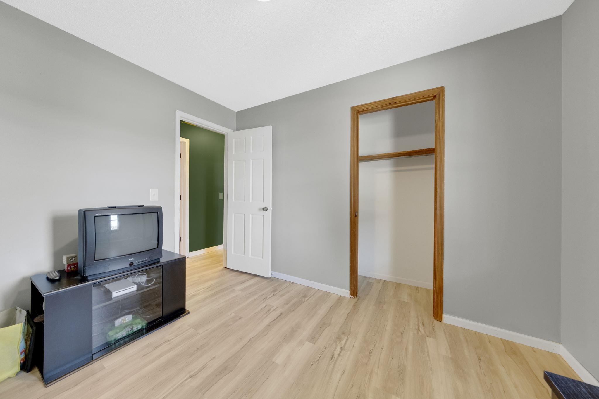2052 South Blue Spruce Road Warsaw, IN 46580 - Photo 20 of 35 Gallery Image 20