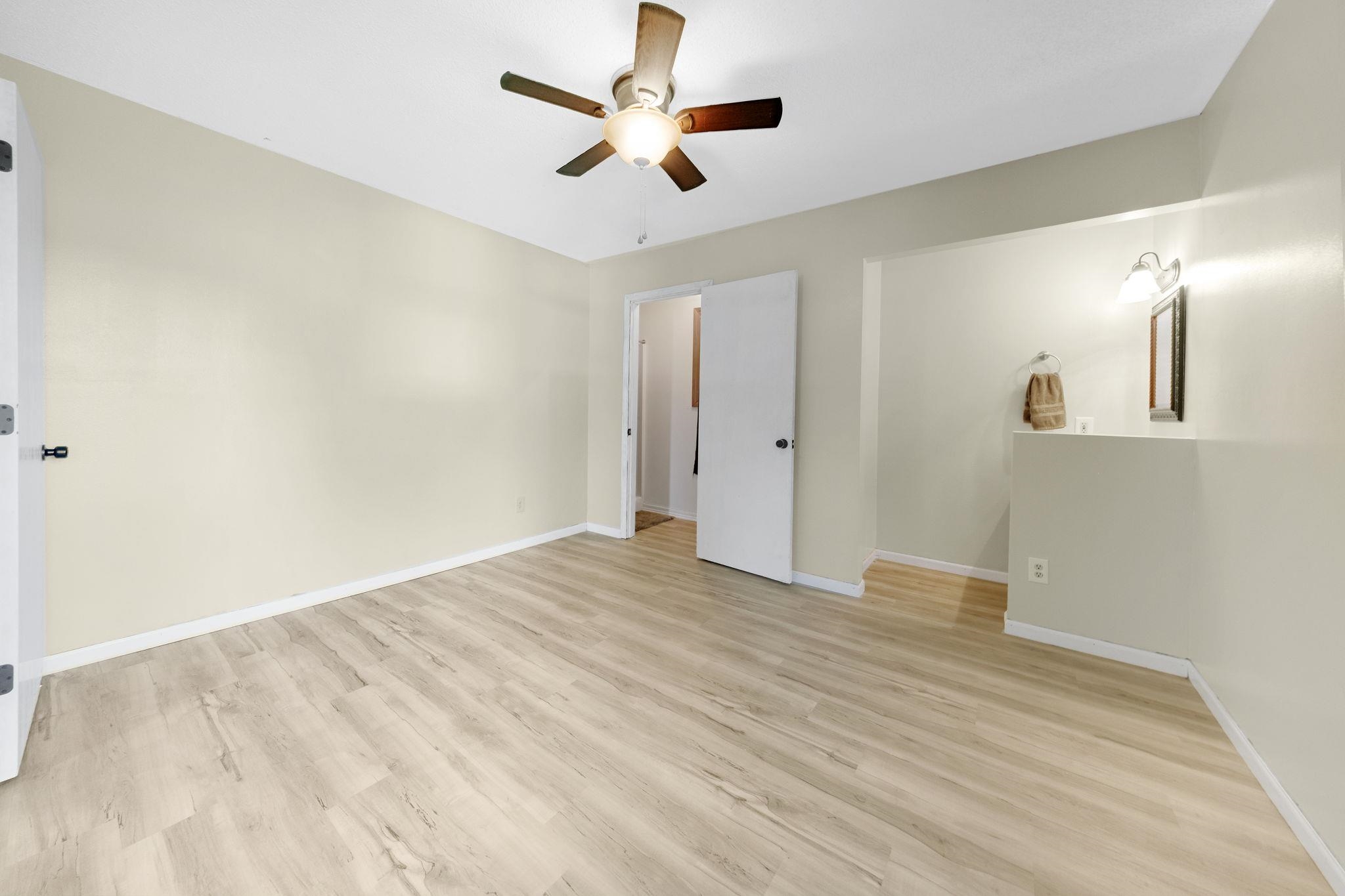 2052 South Blue Spruce Road Warsaw, IN 46580 - Photo 26 of 35 Gallery Image 26
