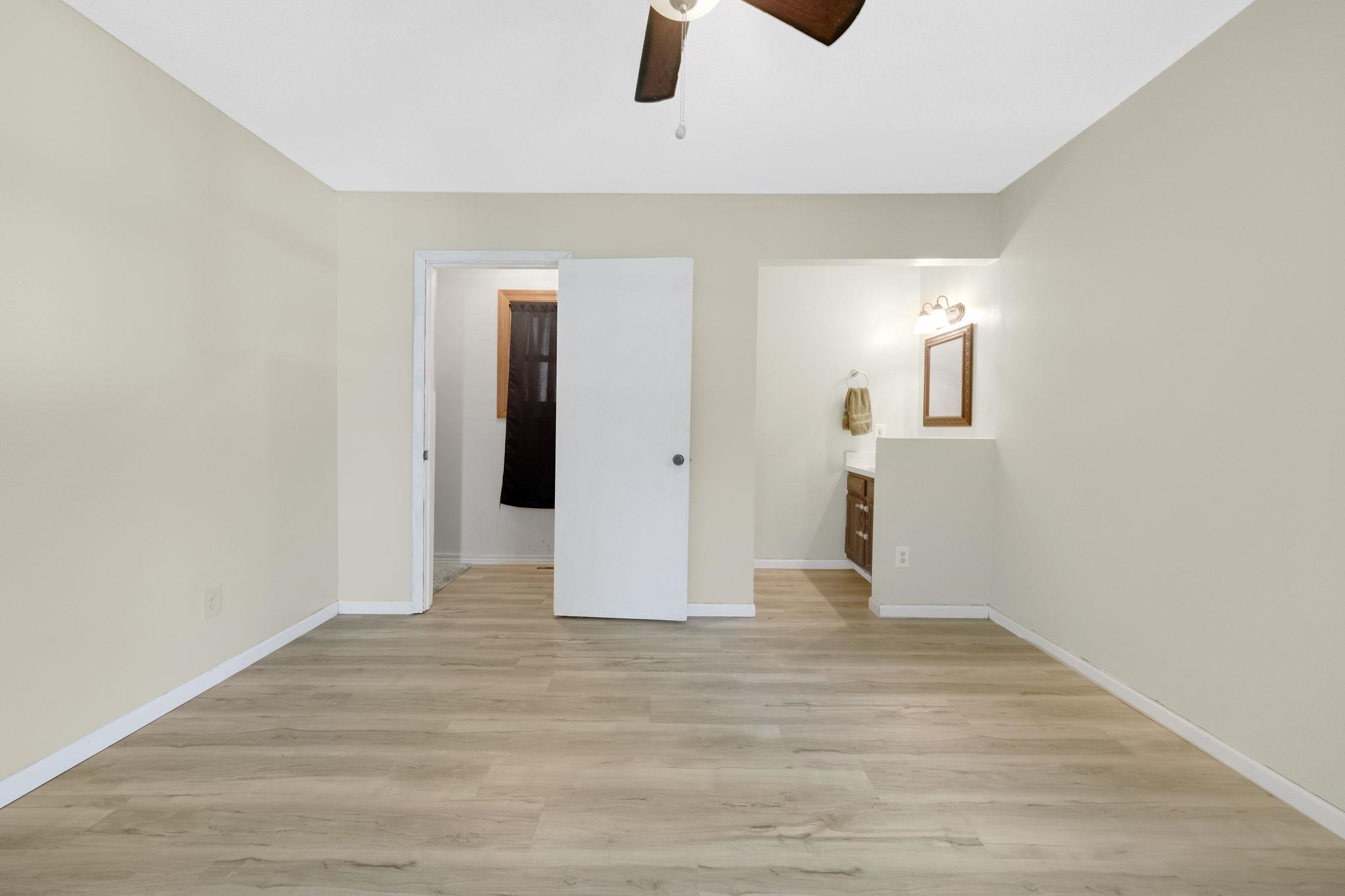 2052 South Blue Spruce Road Warsaw, IN 46580 - Photo 27 of 35 Gallery Image 27