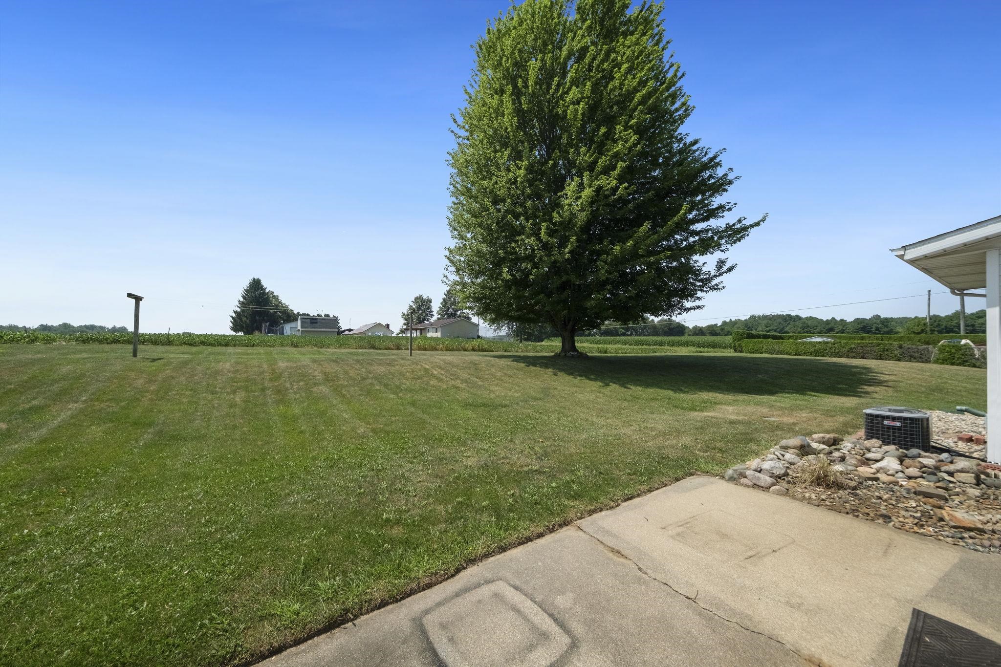 2052 South Blue Spruce Road Warsaw, IN 46580 - Photo 29 of 35 Gallery Image 29