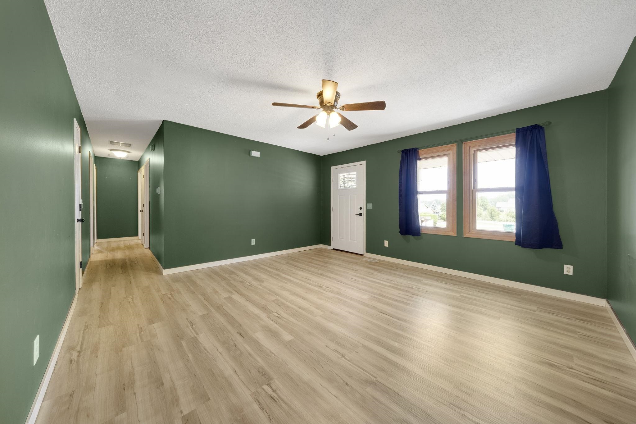 2052 South Blue Spruce Road Warsaw, IN 46580 - Photo 7 of 35 Gallery Image 7