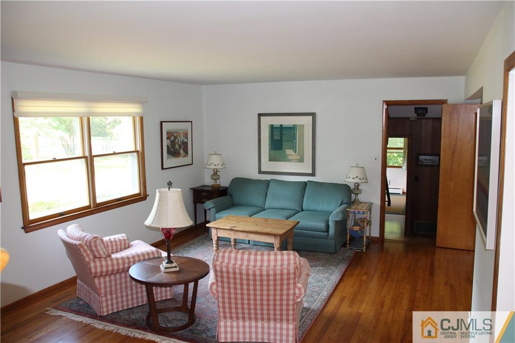 101 Overbrook Road Piscataway, NJ 08854 - Photo 3 of 25 Gallery Image 3
