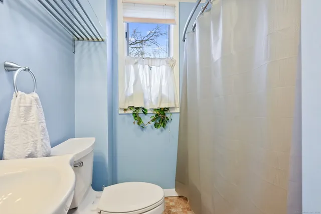 $289,900 | 257 Concord Street, New Haven, CT 06512