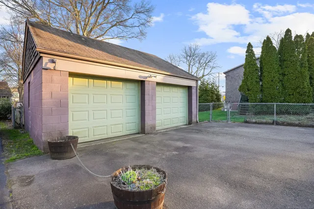 $289,900 | 257 Concord Street, New Haven, CT 06512