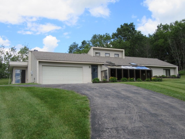 8591 South 41 Road Cadillac, MI 49601 - Photo 2 of 41 1834412-1.JPG