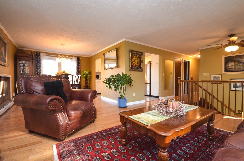 43 Dodge Road Sutton, MA 01590 - Photo 5 of 29