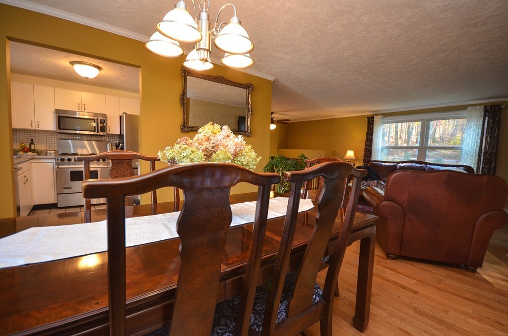 43 Dodge Road Sutton, MA 01590 - Photo 8 of 29
