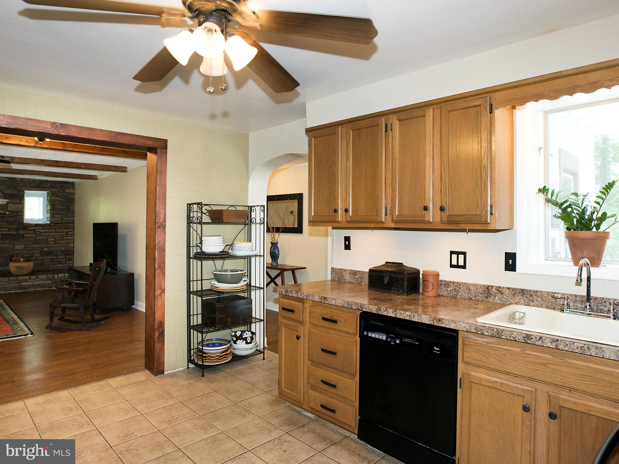 3300 Mail Road Westminster, MD 21157 - Photo 8 of 24 Main House - Kitchen