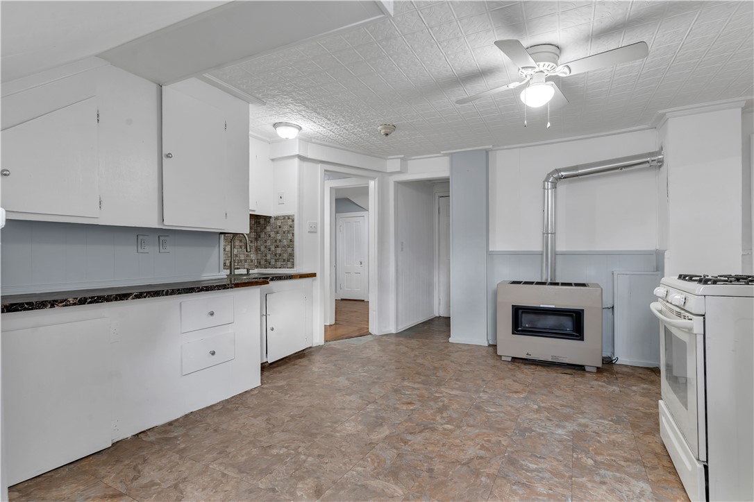 244 Paradis Avenue, Unit 3 Woonsocket, RI 02895 - Photo 4 of 20