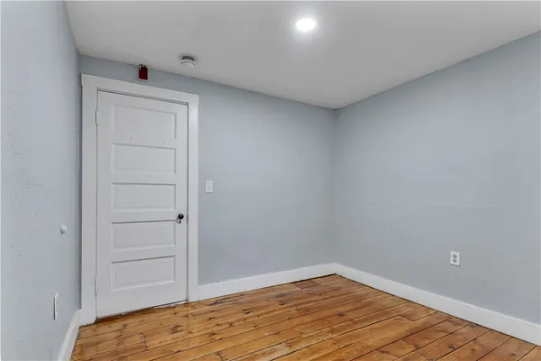 $2,300 | 244 Paradis Avenue, Unit 3, Woonsocket, RI 02895