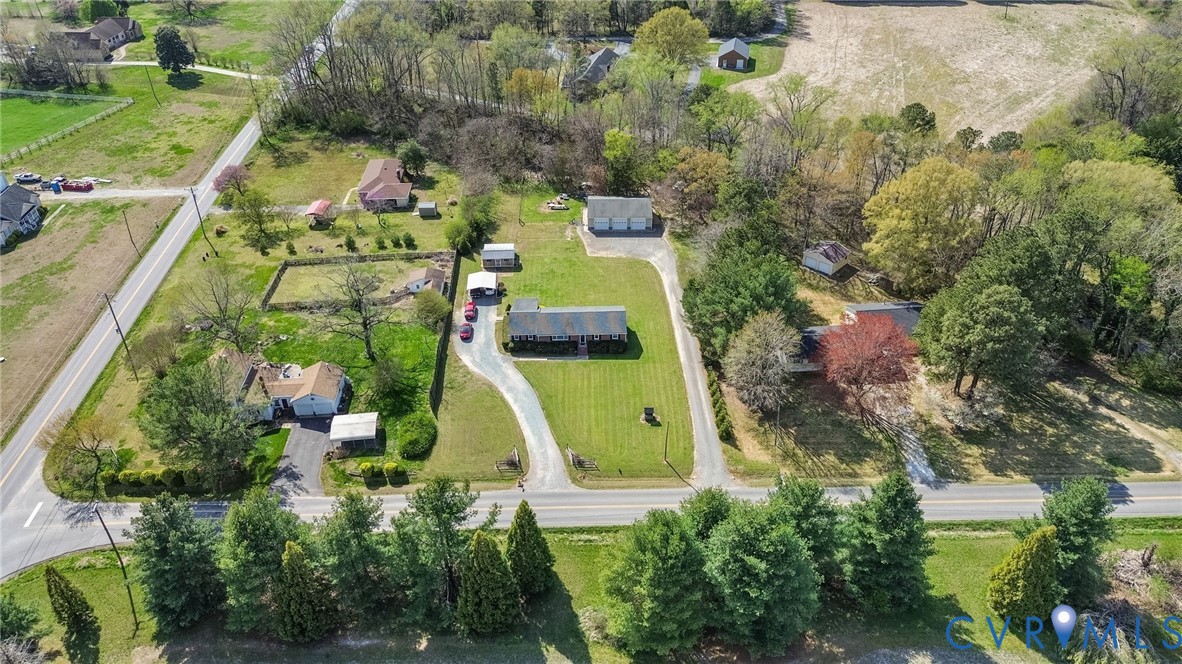 3411 Spring Run Road Mechanicsville, VA 23111 - Photo 40 of 41 an aerial view of residential houses with outdoor space and swimming pool