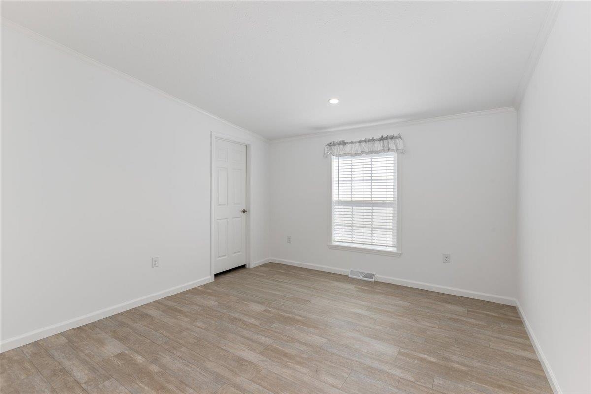 29 Lowell Road, Unit 24 Salem, NH 03079 - Photo 20 of 26 Gallery Image 20
