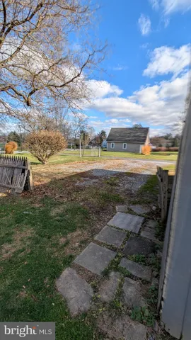 $2,000 | 145 North Market Street, Mount Joy, PA 17552