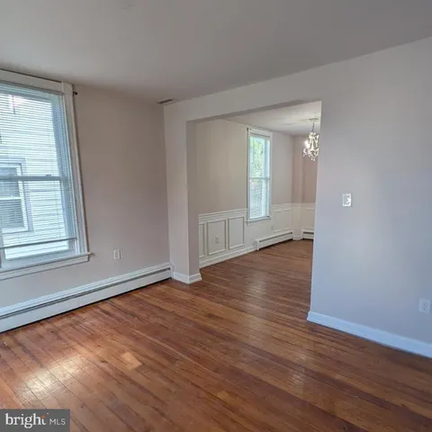 $2,000 | 145 North Market Street, Mount Joy, PA 17552