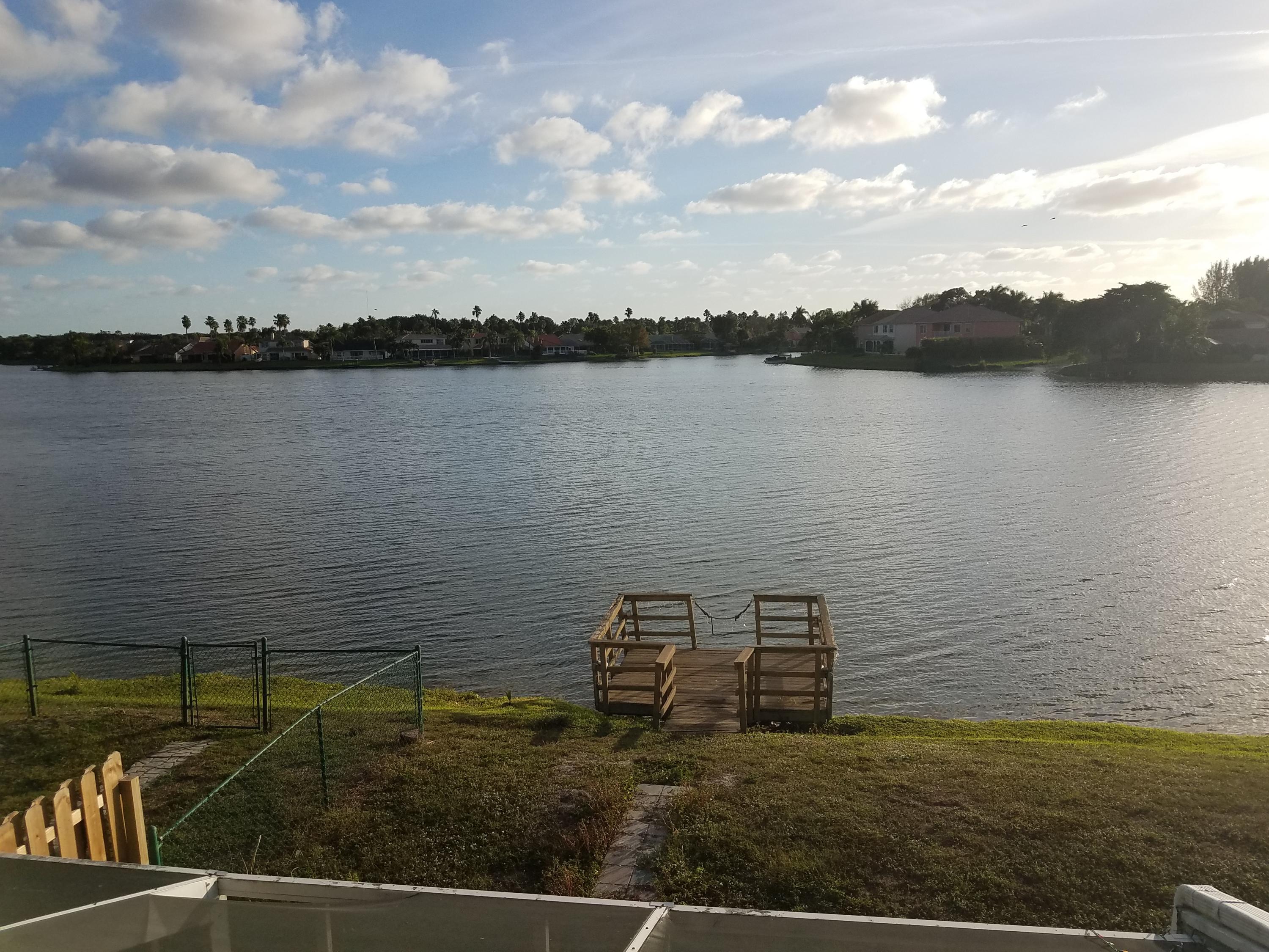 12468 Westhampton Circle Wellington, FL 33414 - Photo 12 of 19 20181230_163737