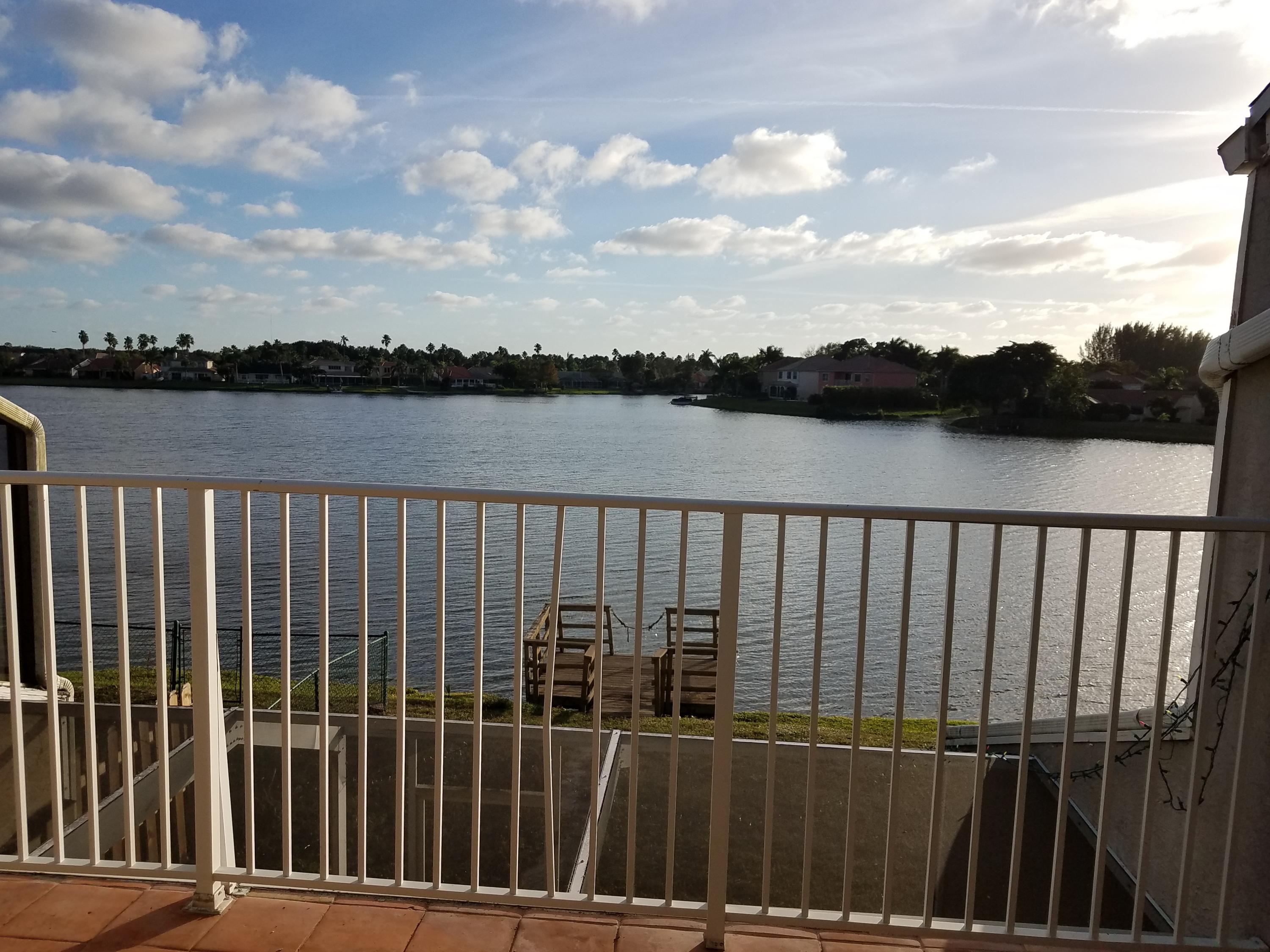 12468 Westhampton Circle Wellington, FL 33414 - Photo 13 of 19 20181230_163732
