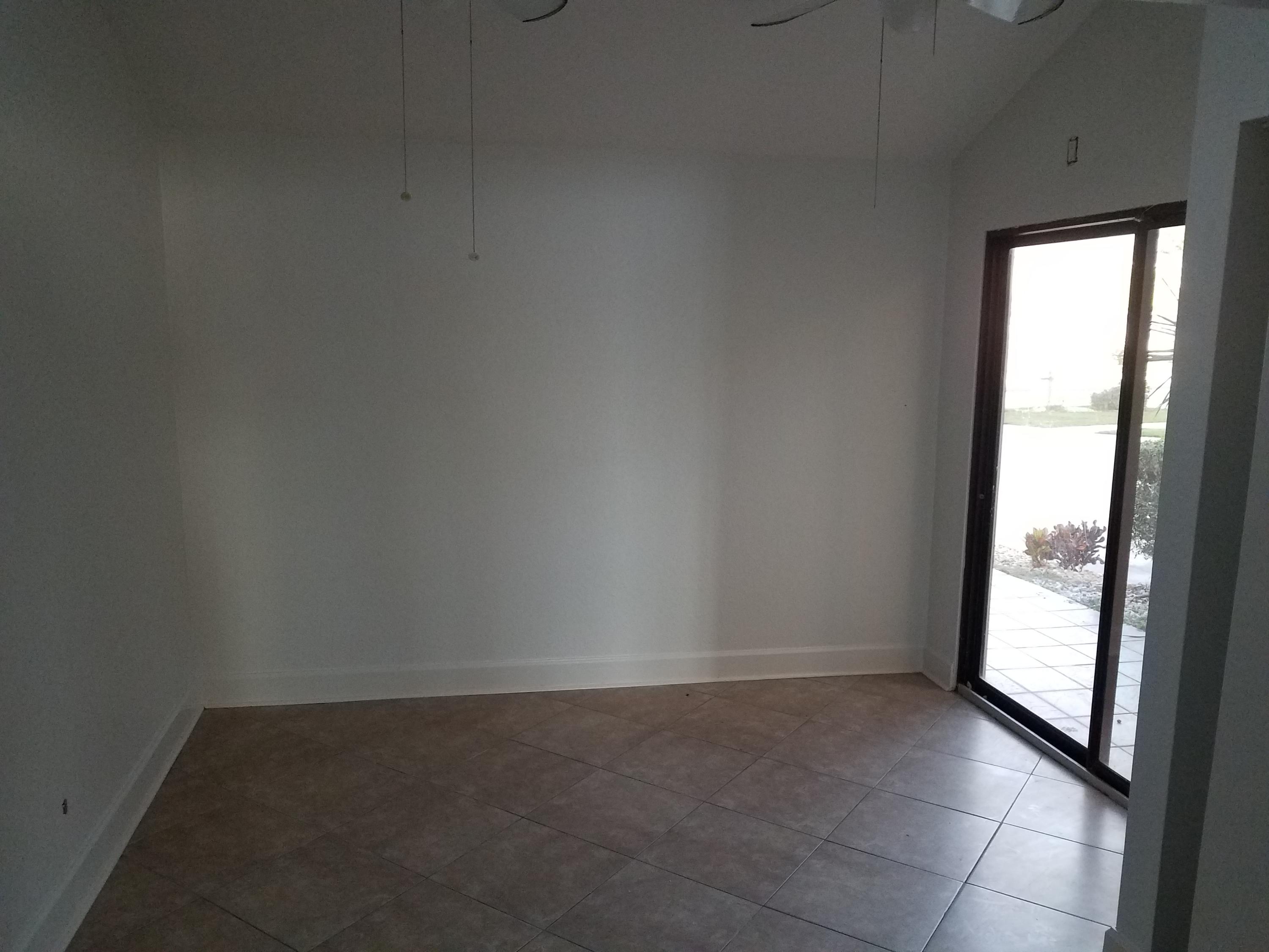 12468 Westhampton Circle Wellington, FL 33414 - Photo 5 of 19 20181230_164448