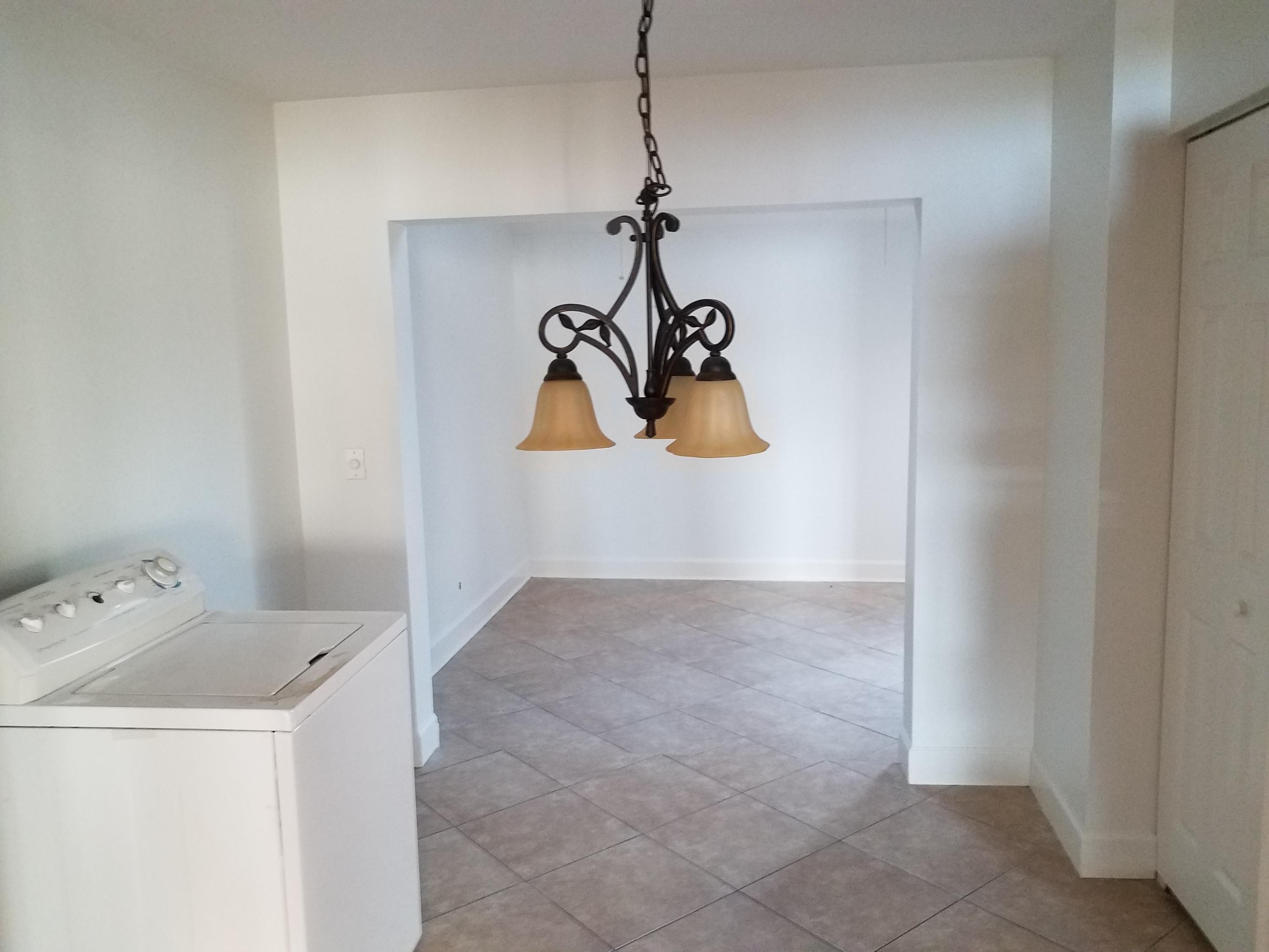 12468 Westhampton Circle Wellington, FL 33414 - Photo 6 of 19 20181230_164444