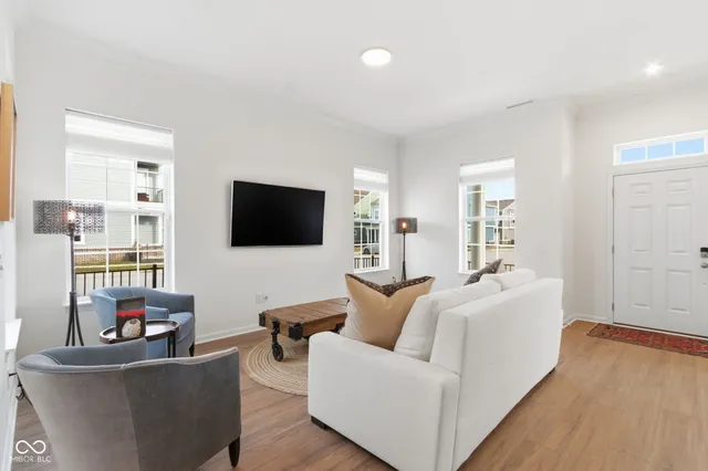 $3,000 | 776 Templeton Drive, Carmel, IN 46032