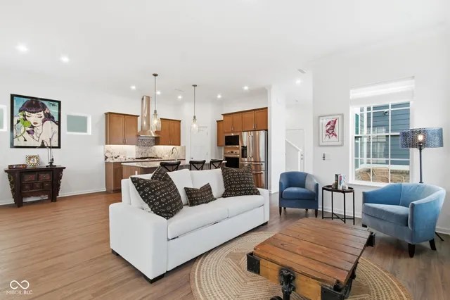 $3,000 | 776 Templeton Drive, Carmel, IN 46032