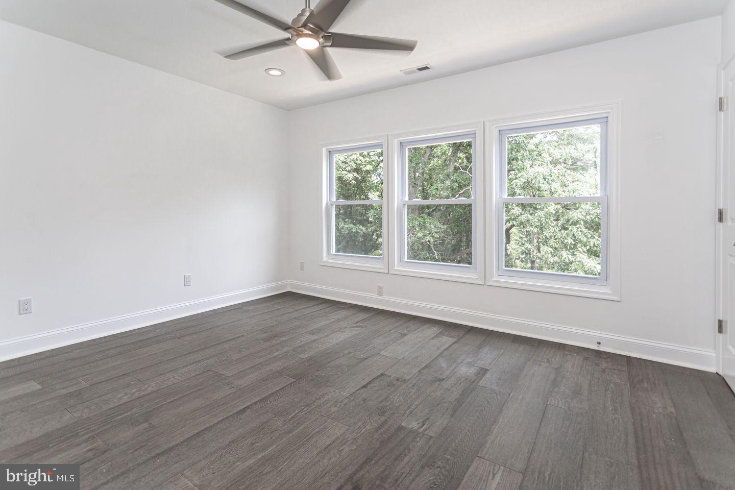 25 Sandy Run Road Yardley, PA 19067 - Photo 12 of 16 Gallery Image 12